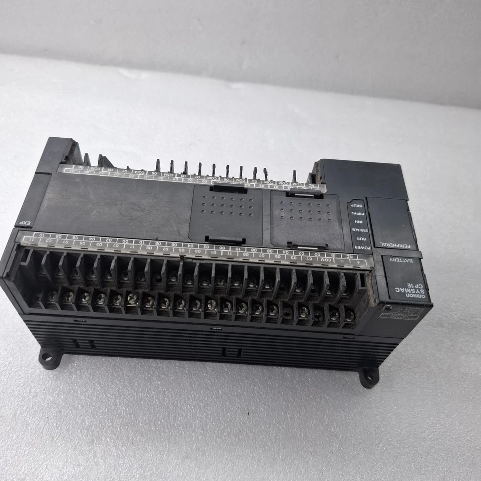 OMRON CP1E-N60DR-D PROGRAMMABLE CONTROLLER 24VDC FOR PARTS CP1EN60DRD